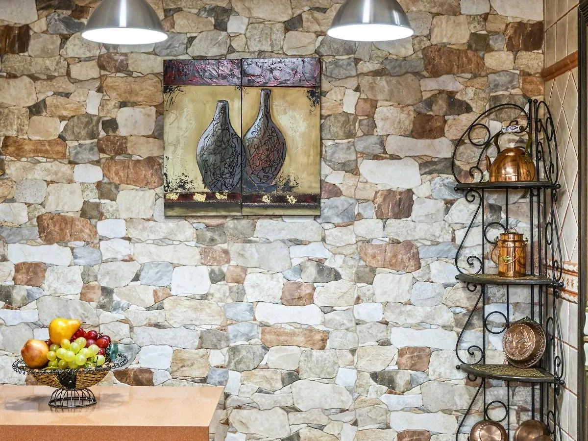 Vintage Holiday Home In Ronda With Jacuzzi