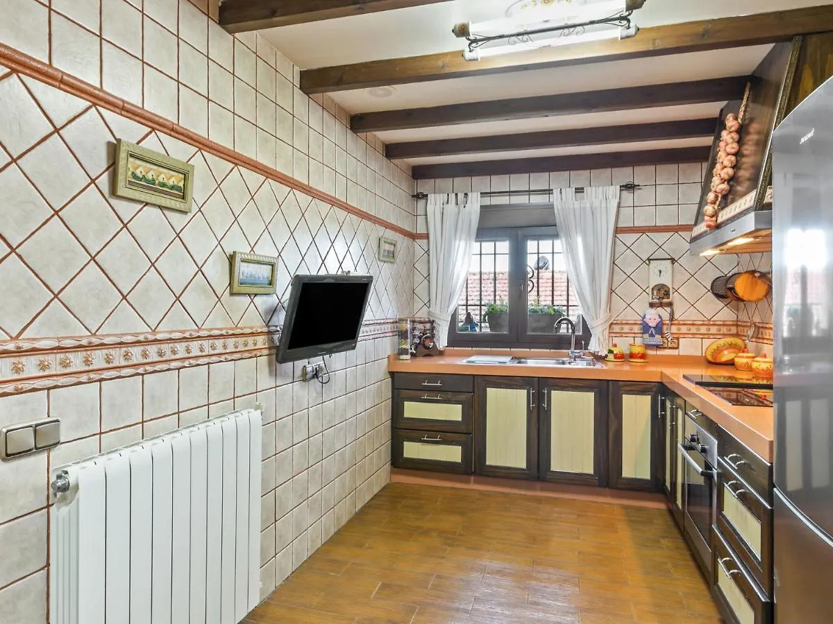 Vintage Holiday Home In Ronda With Jacuzzi