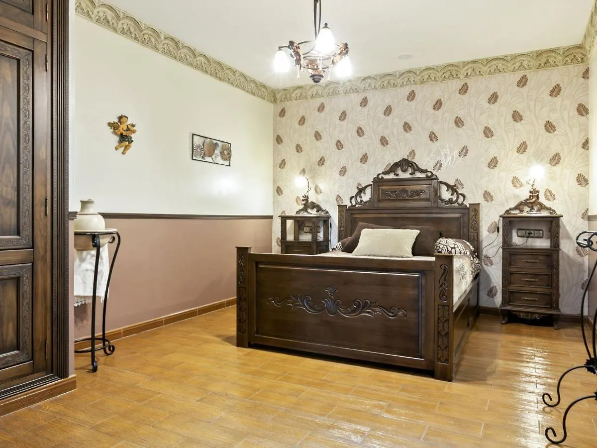 Vintage Holiday Home In Ronda With Jacuzzi