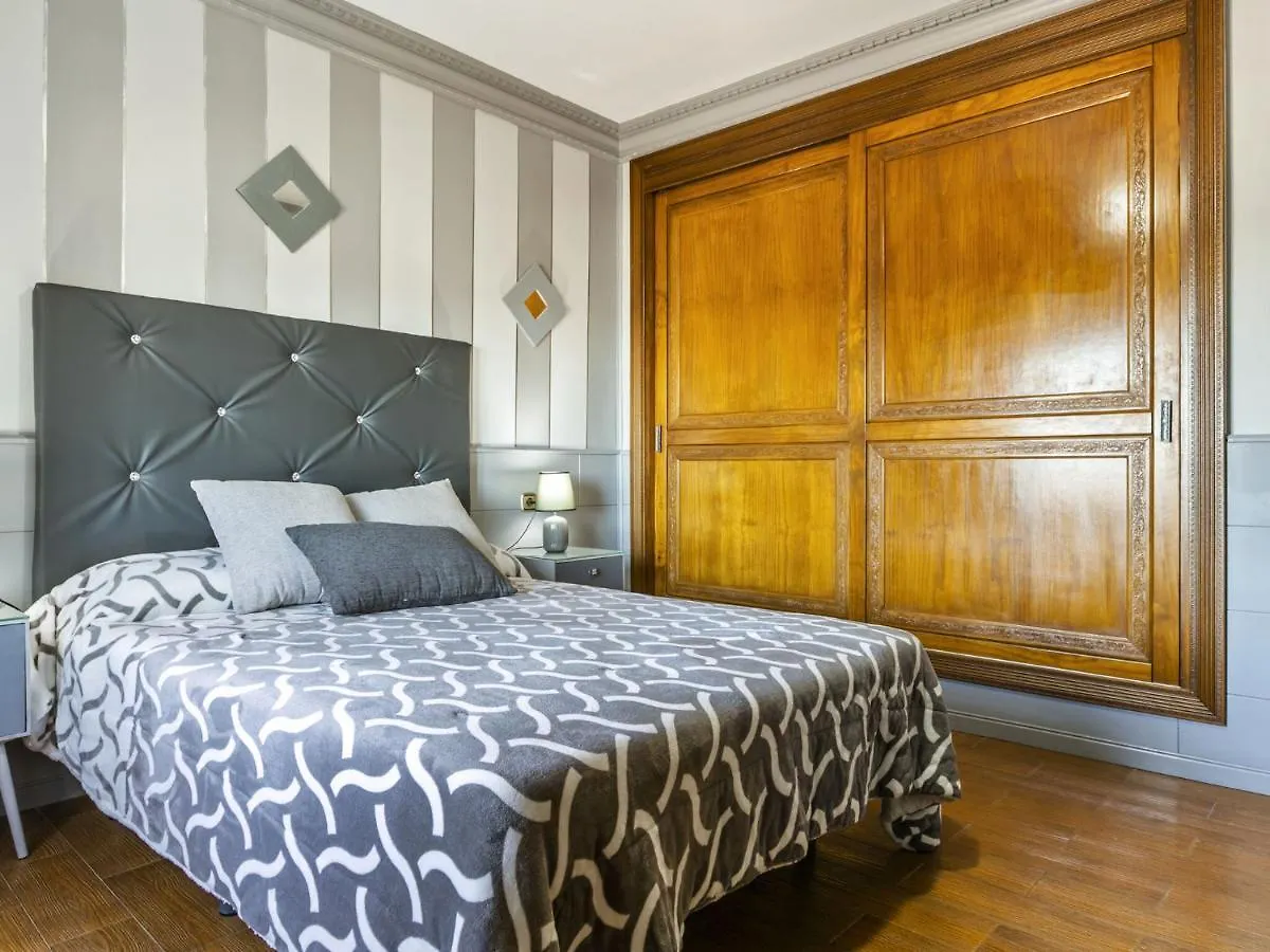 Vintage Holiday Home In Ronda With Jacuzzi